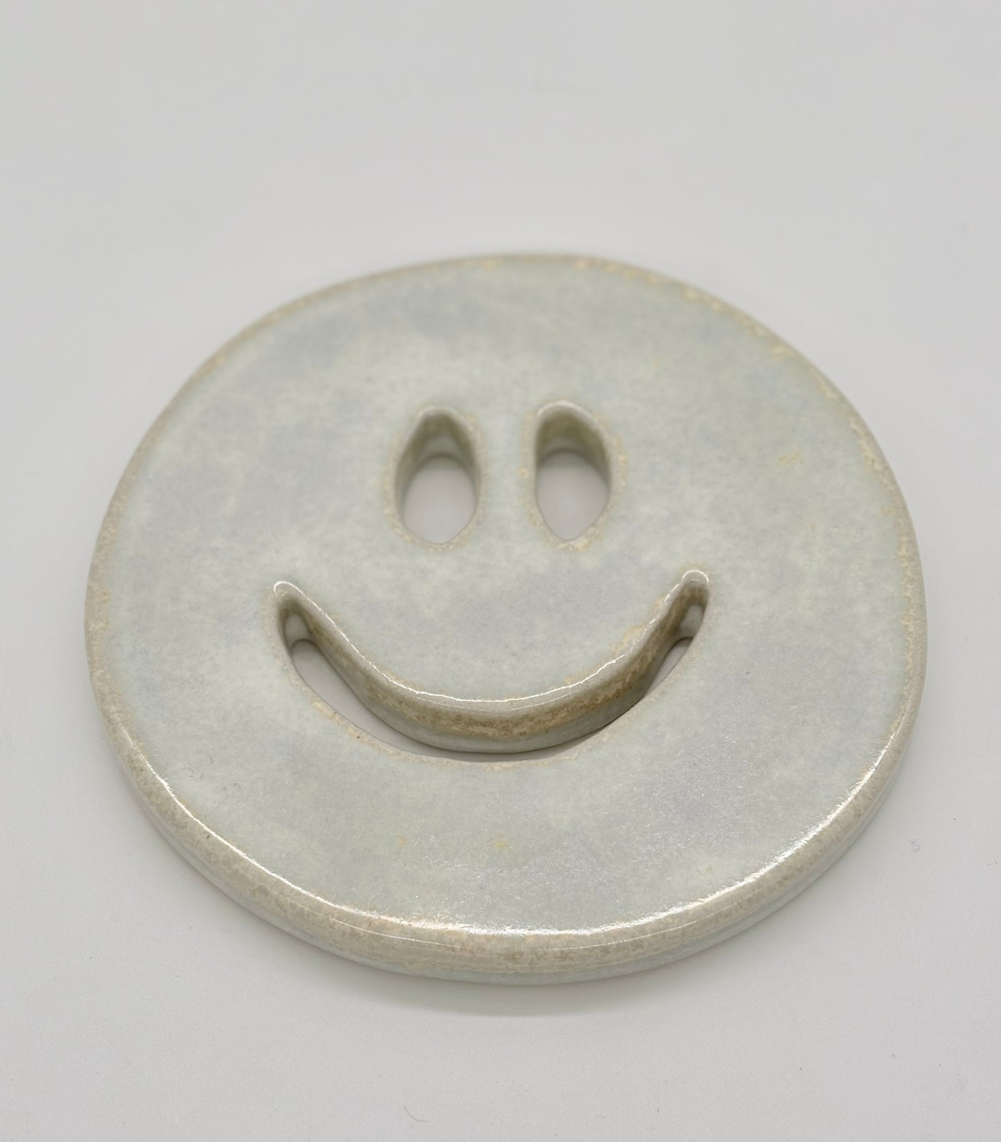 Smiley coaster wit (VERKRIJGBAAR OP AANVRAAG)