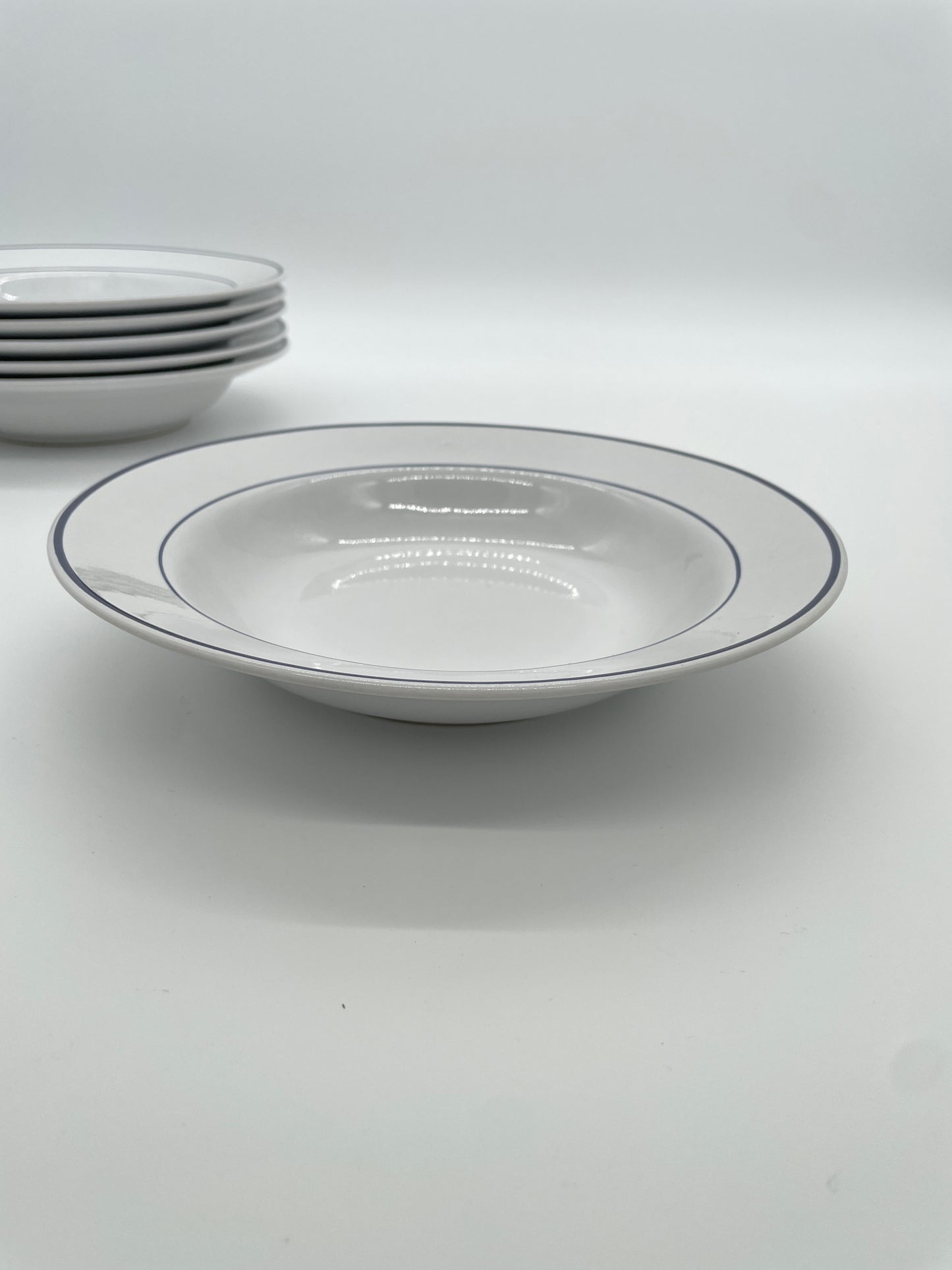 Vintage pastaborden wit met donkerblauwe rand 6 stuks