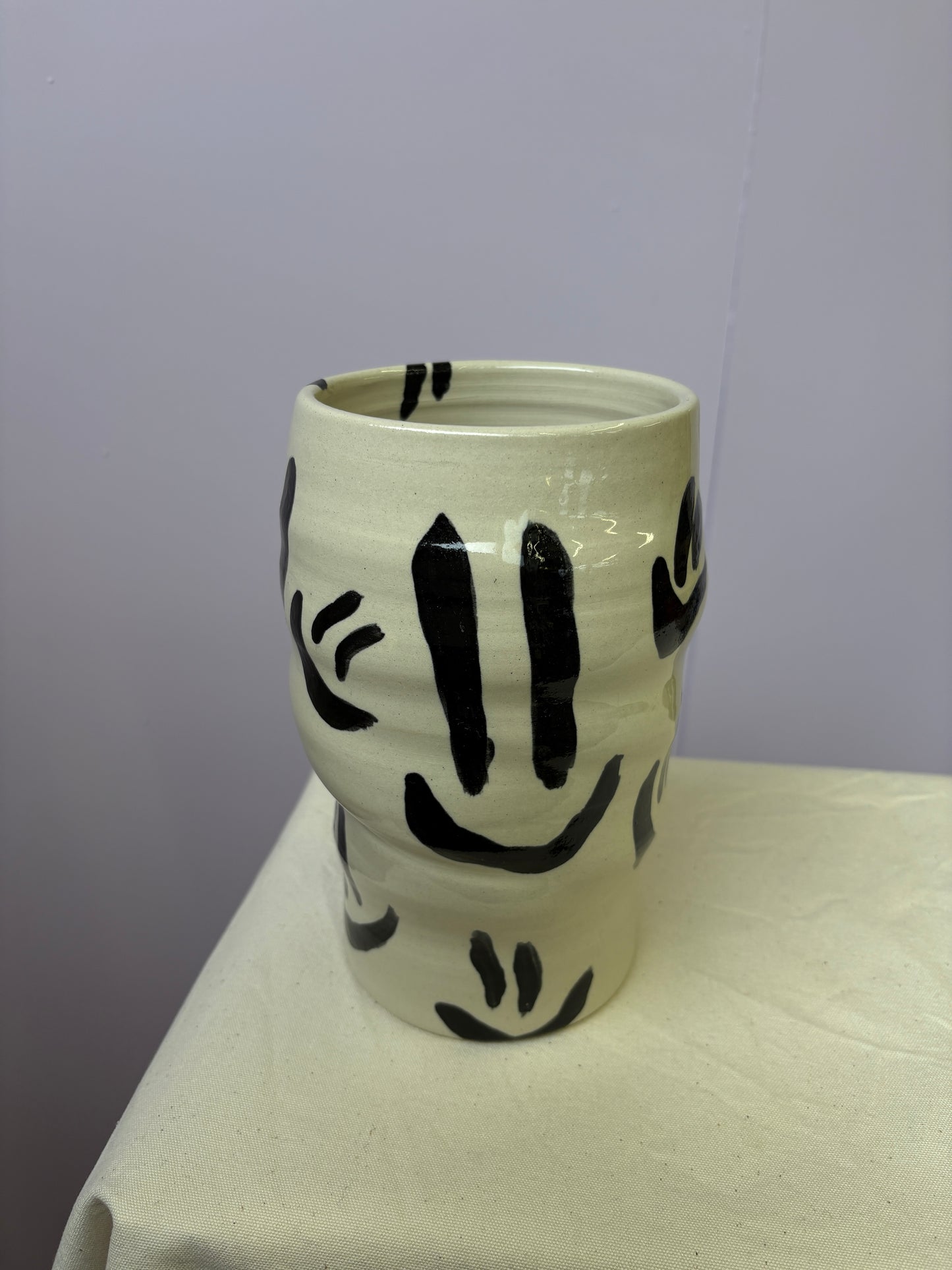 SALE smiley vaas no.3