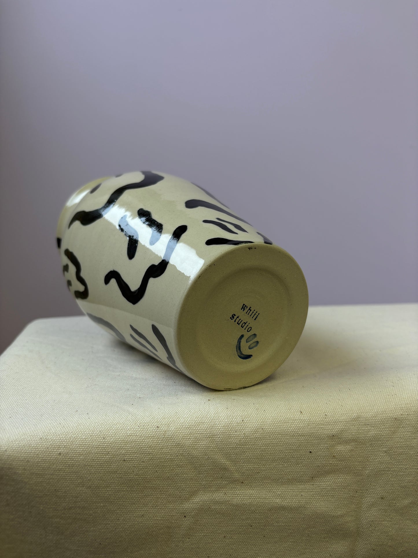 SALE smiley vaas no.8