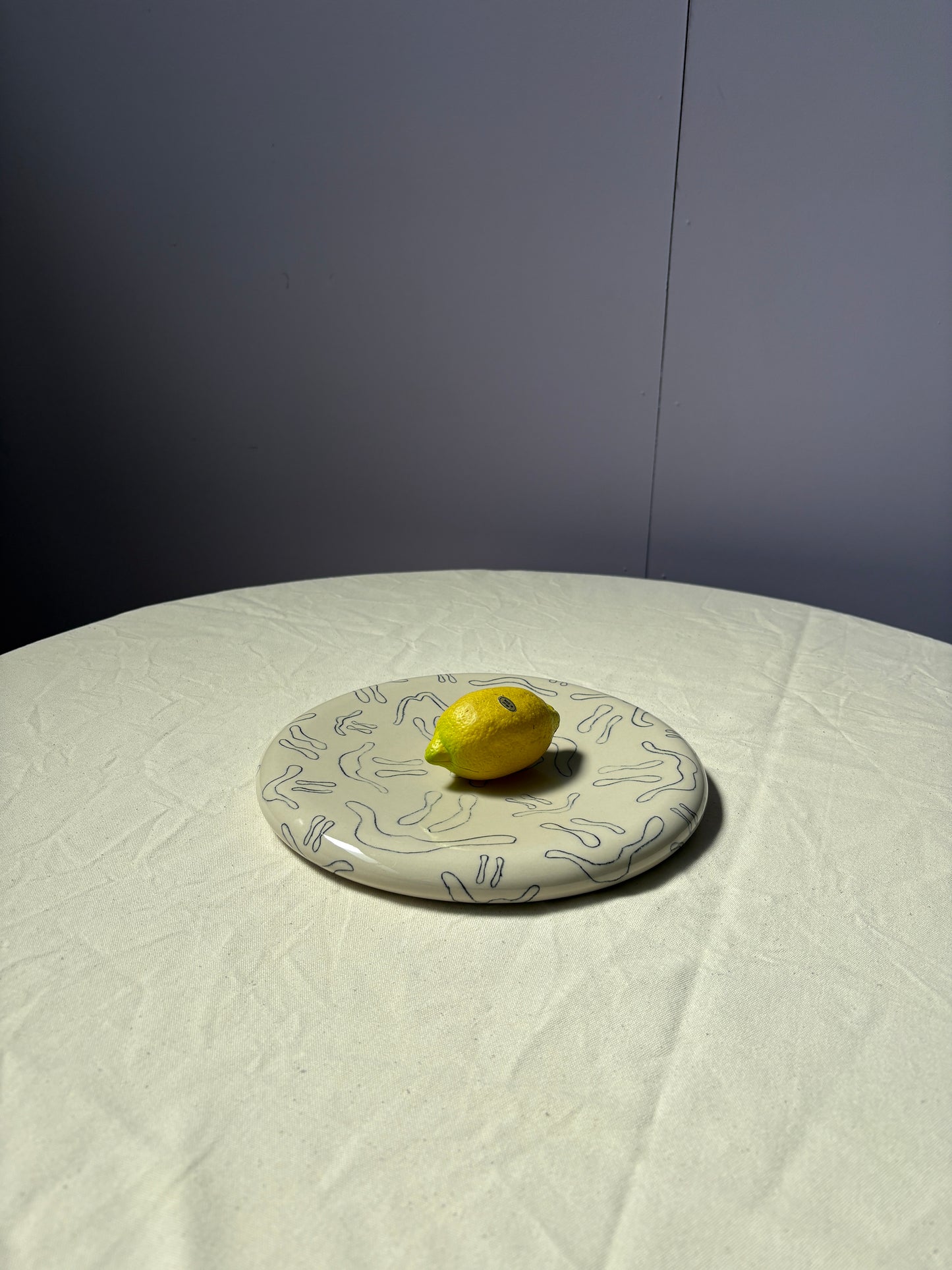 SALE Burrata of salade bord getekende smiley