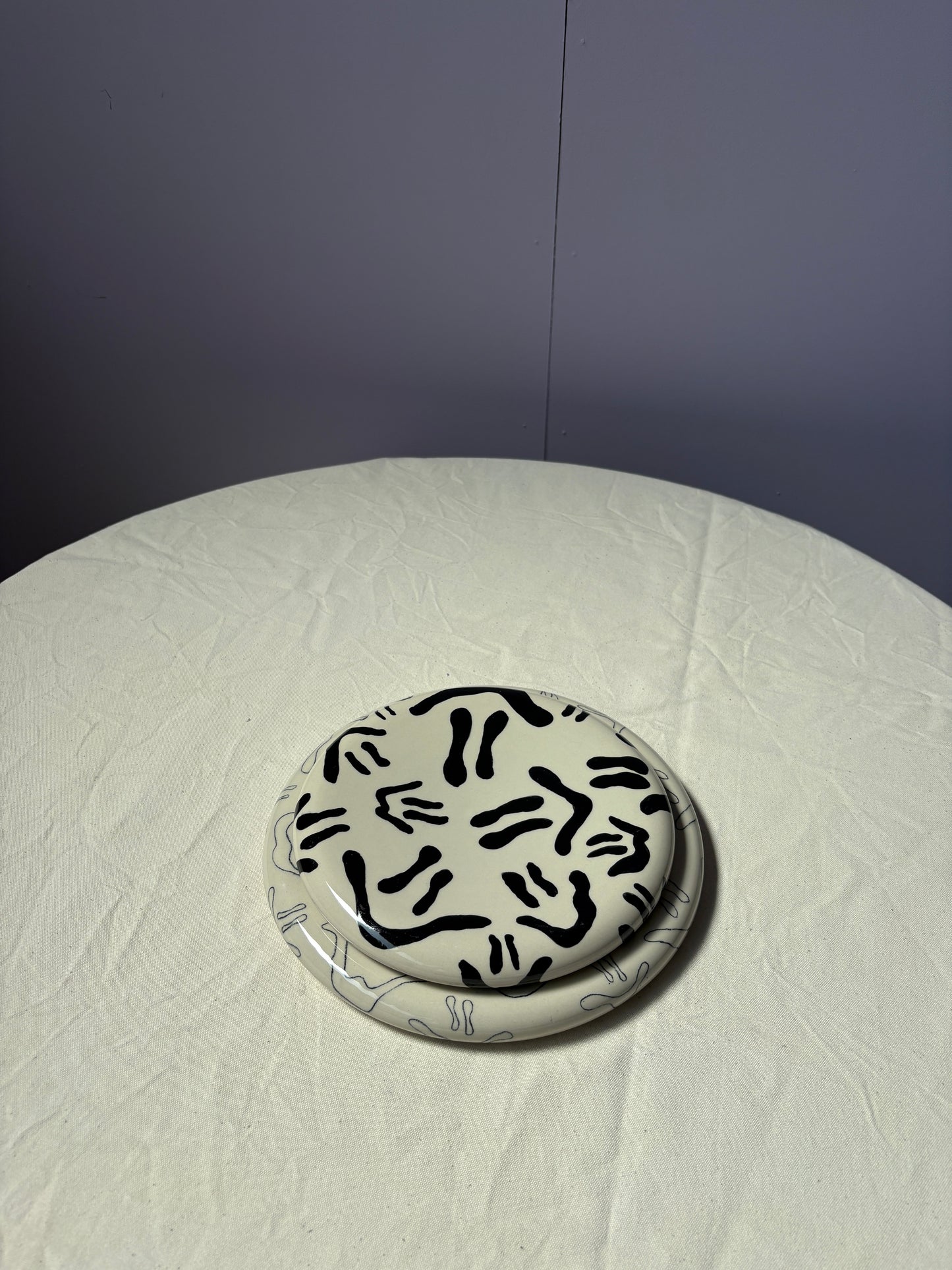 SALE Burrata of salade bord getekende smiley