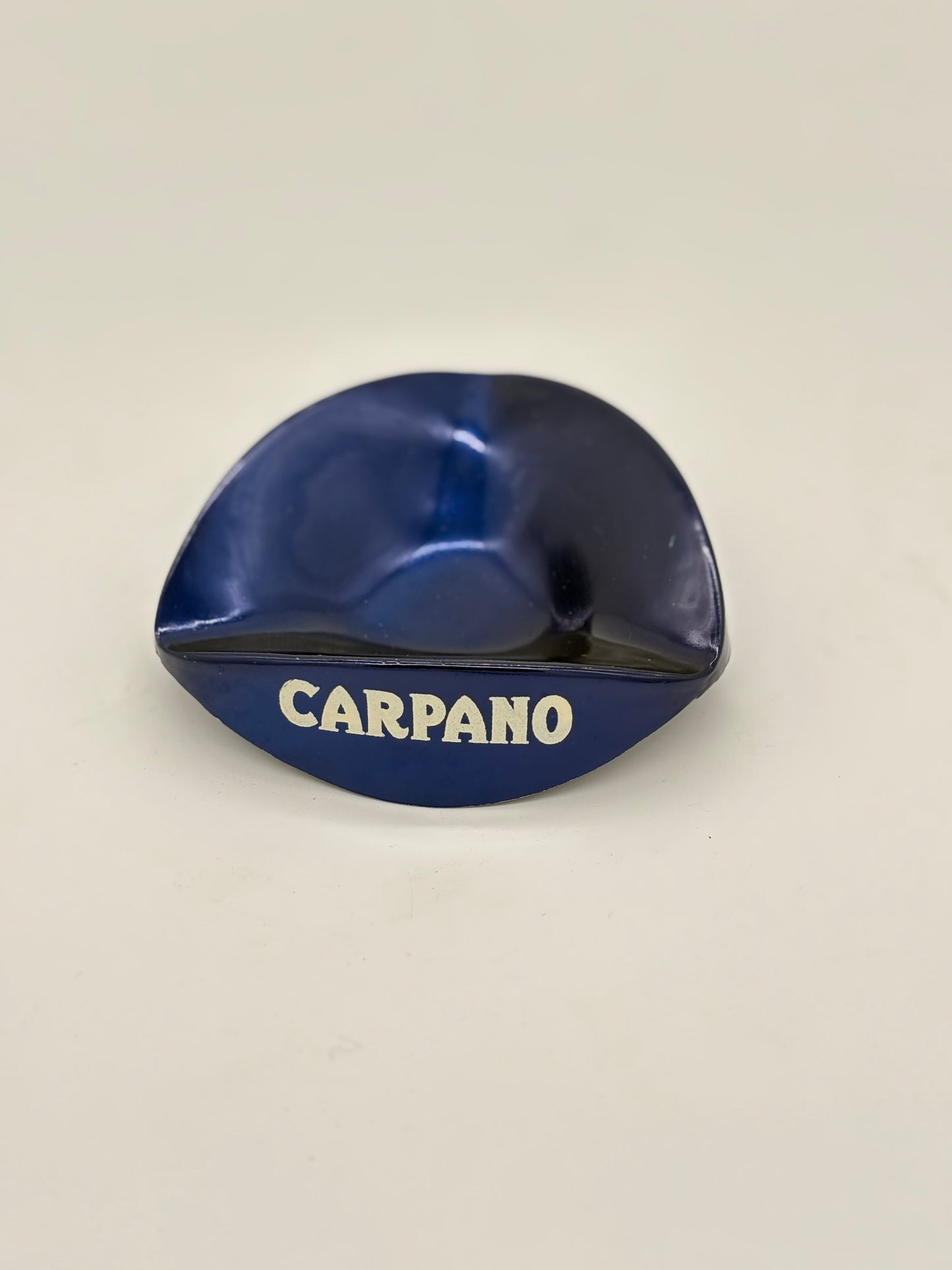 Carpano asbak