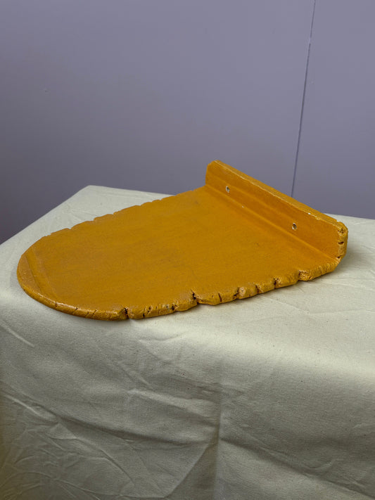 SALE gele wandplank keramiek