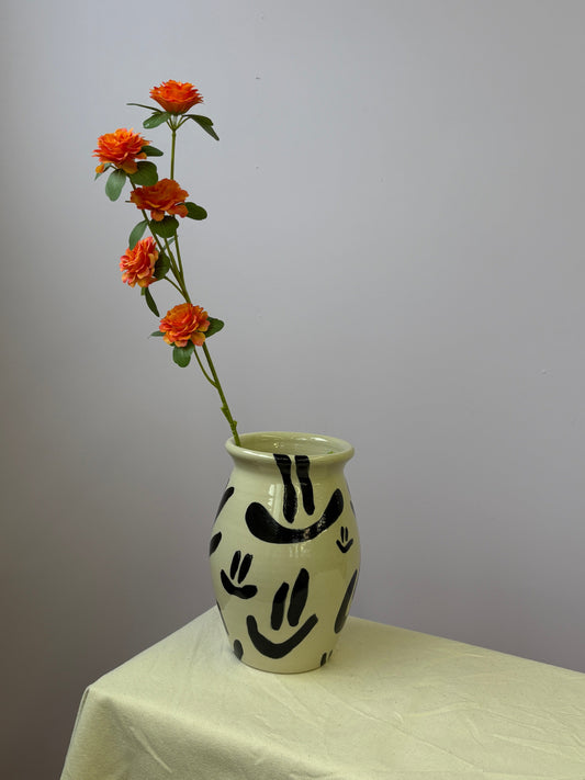 SALE smiley vaas no.6