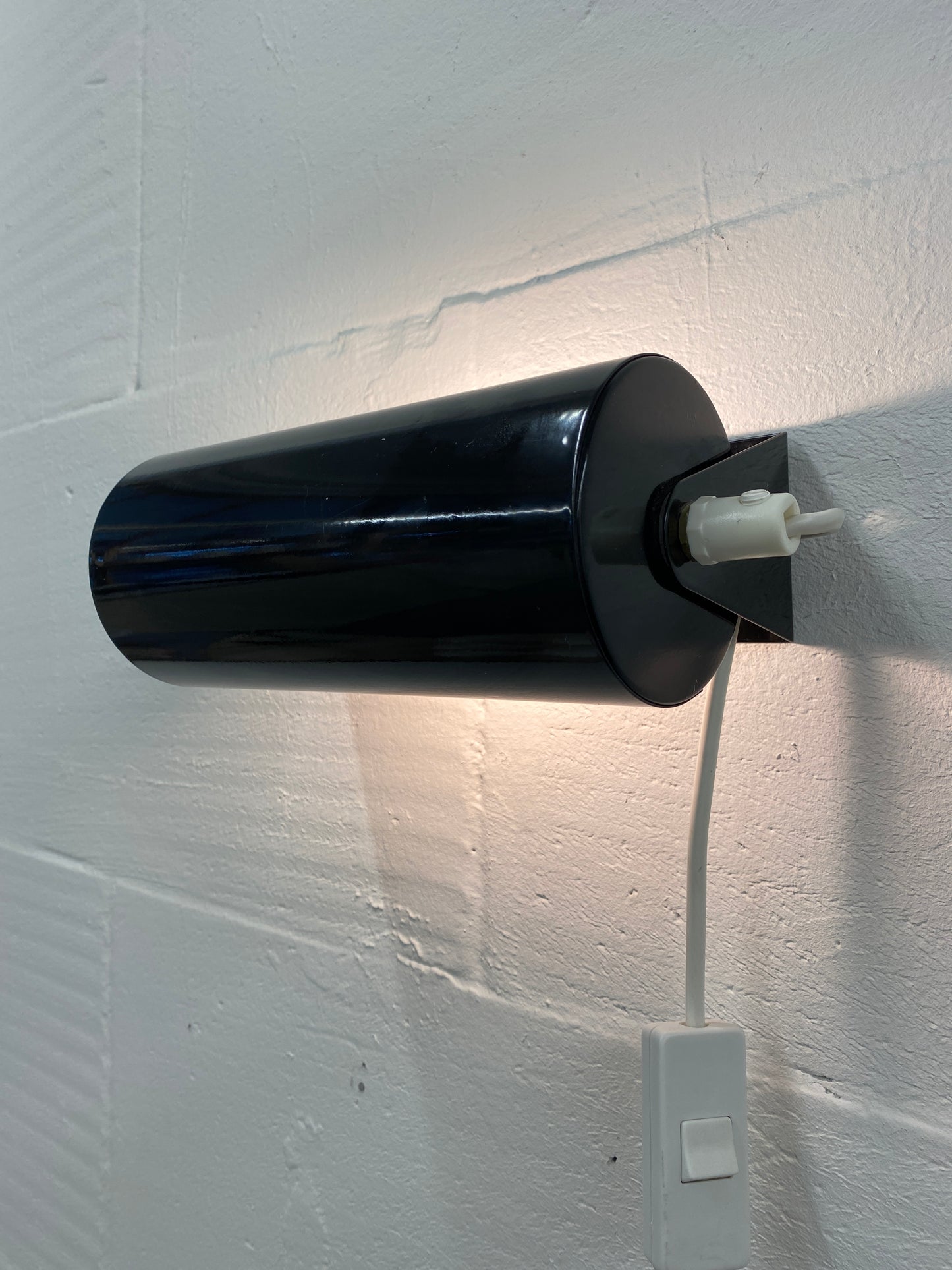 Zwarte IKEA LOD V413 bedlampje
