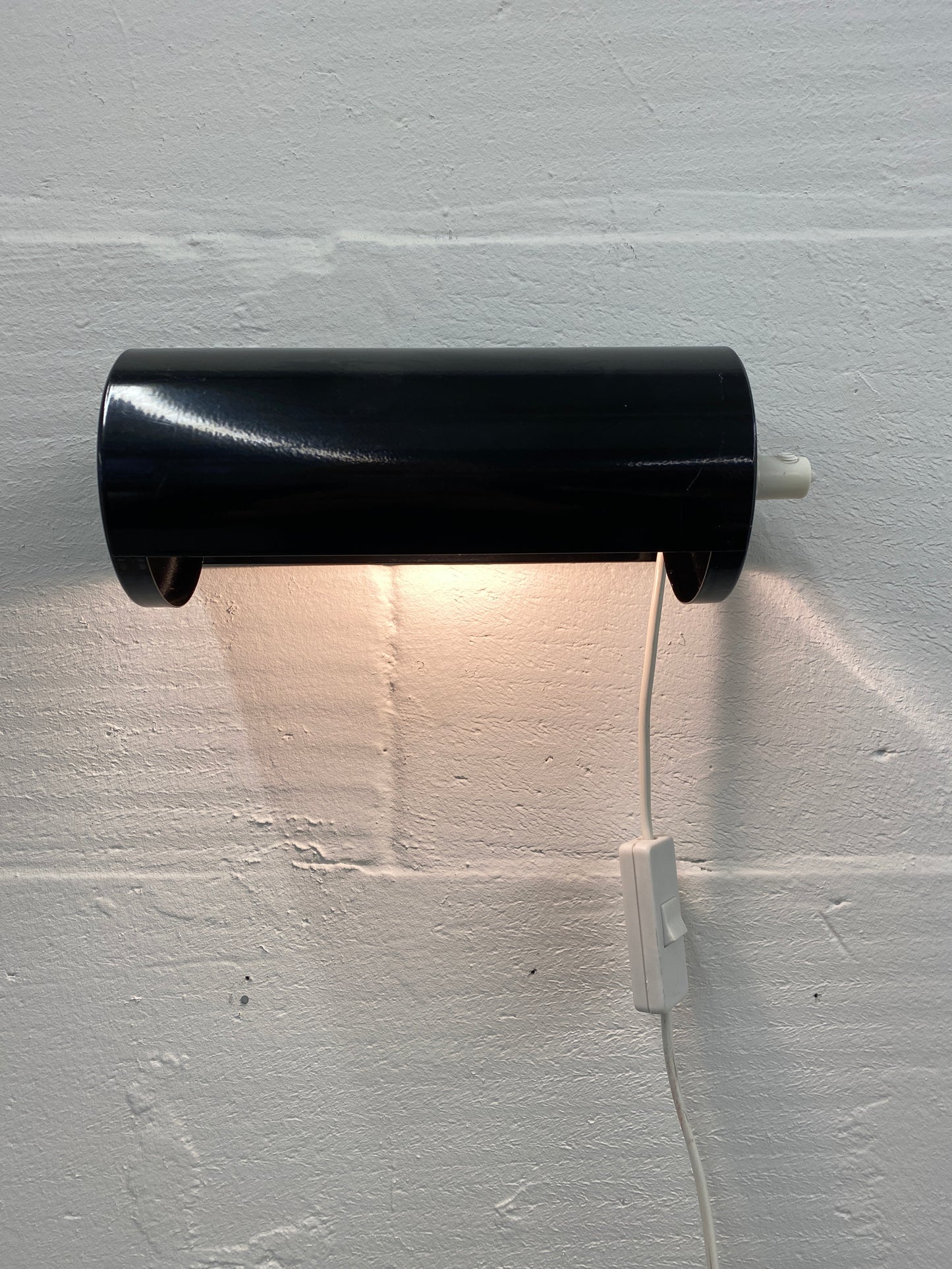 Zwarte IKEA LOD V413 bedlampje